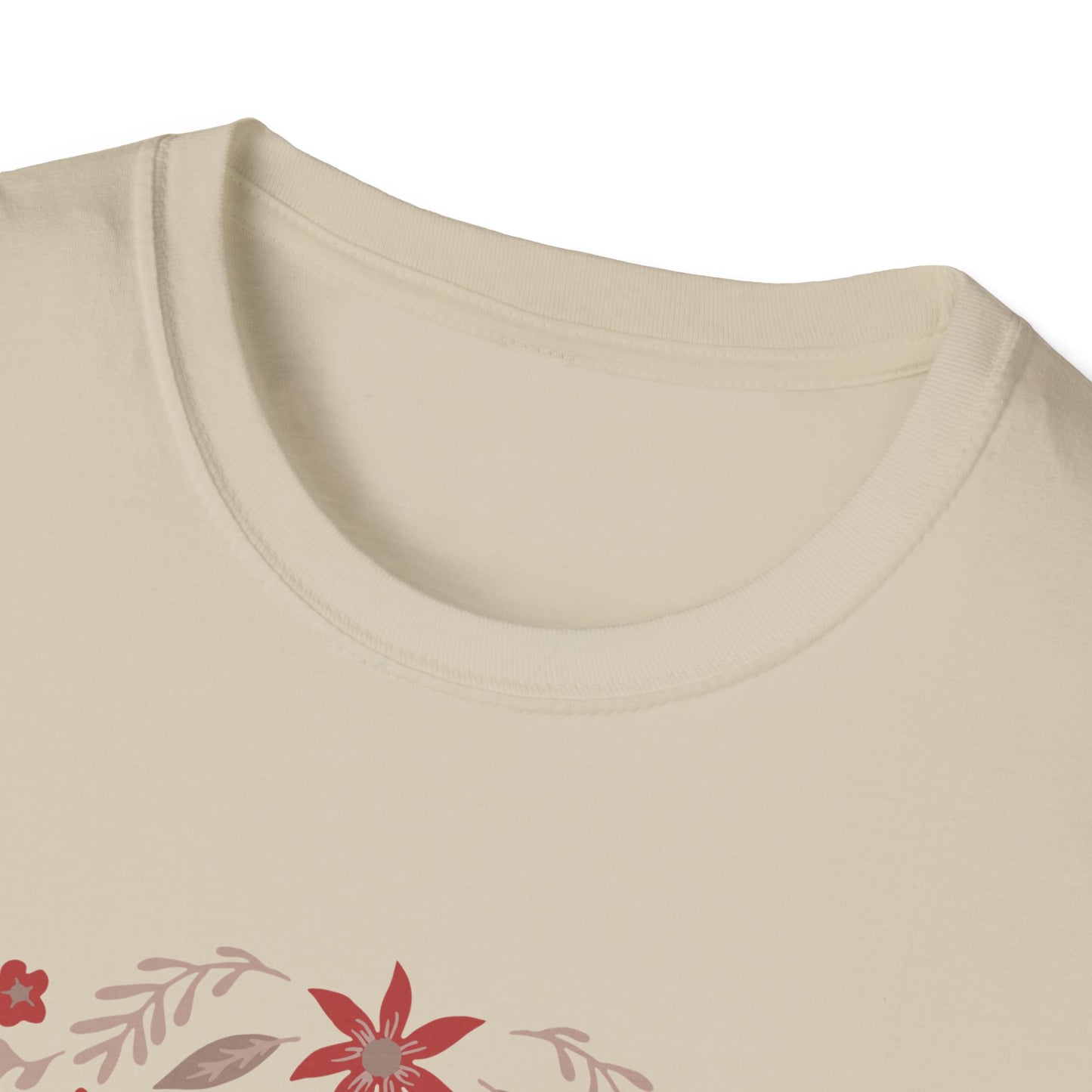 “La Chula” Floral Embrace Tee