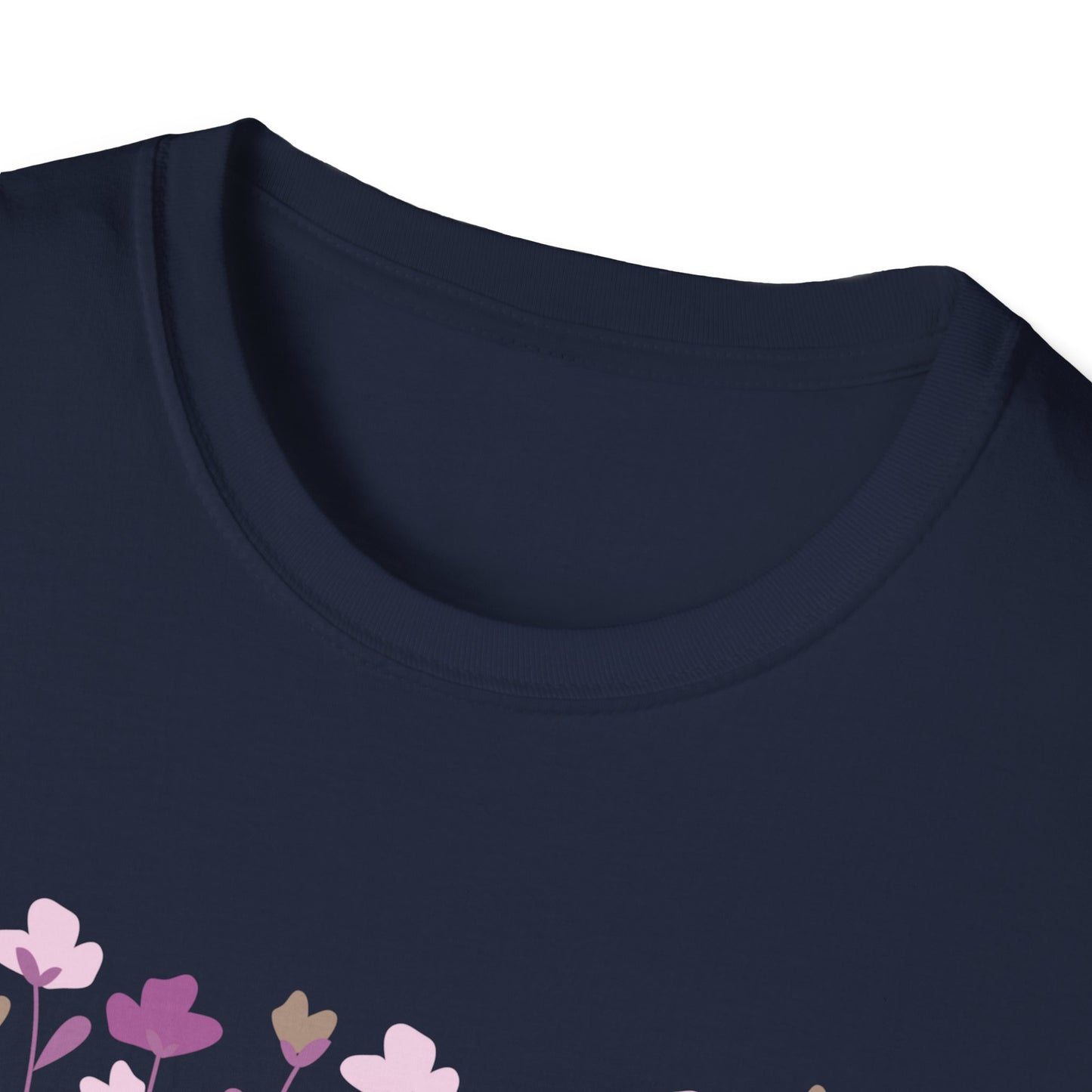 Mamá Suave – Soft Bloom Tee